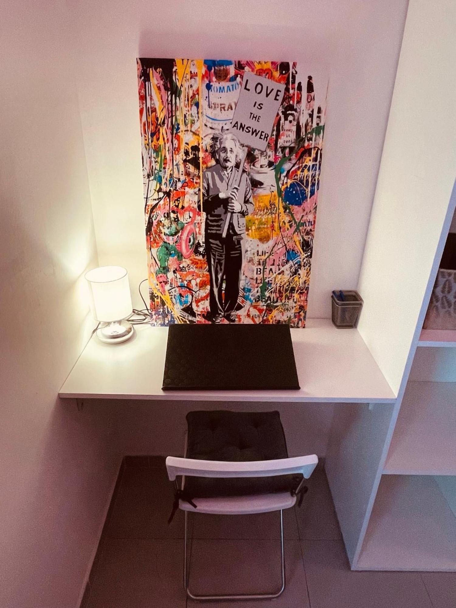 Jolie Maison Individuelle 50 M2 ,design Et Climatisee, Confort, Wifi, Terasse Privee , 5 Min Et Autoroute, Stationnement Gratuit Hébergement de vacances Marseille